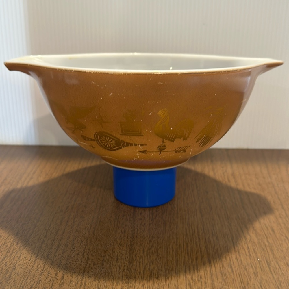 Cinderella Mixing Bowl Early American by PYREX 7 inch 1 1/2 Quart,442, Vintage